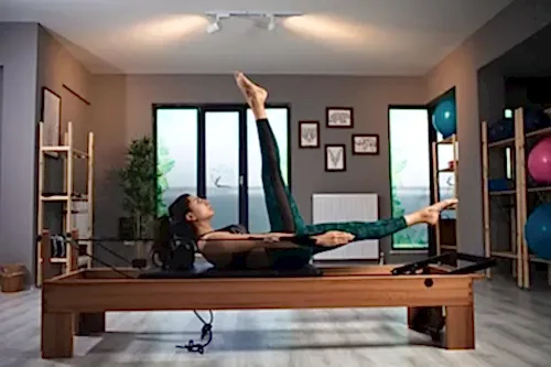 Jungle Pilates Training Studio - 1. Fotoğraf Jungle Pilates Training Studio - 1. Fotoğraf
