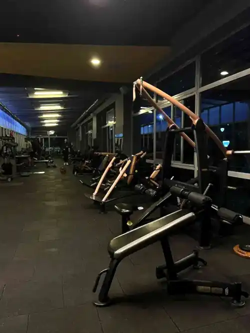 Dolphin Sports Club - 3. Fotoğraf